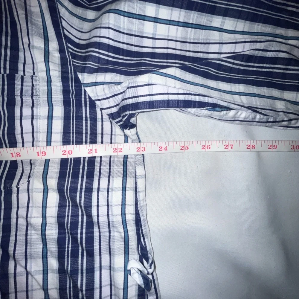 Cabernet Sleepwear Plaid Button Down Robe Split Sides Navy Wht Pockets Size M - Picture 7 of 8